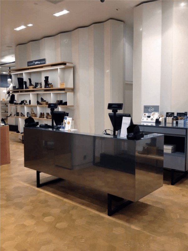 Liquid Metal Zinc Shopfit